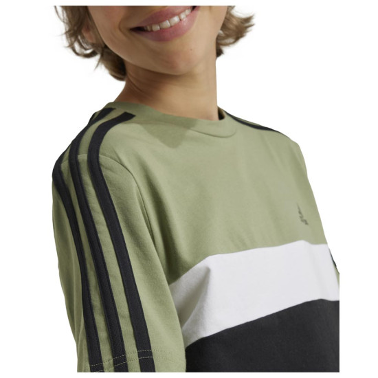 Adidas Παιδική κοντομάνικη μπλούζα Tiberio 3-Stripes Colorblock Tee Adidas Παιδική κοντομάνικη μπλούζα Tiberio 3-Stripes Colorblock Tee